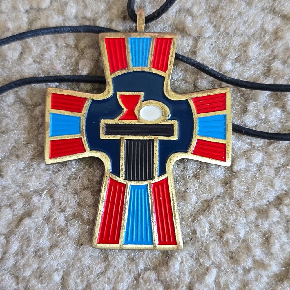 Vintage Terra Sancta Guild Necklace